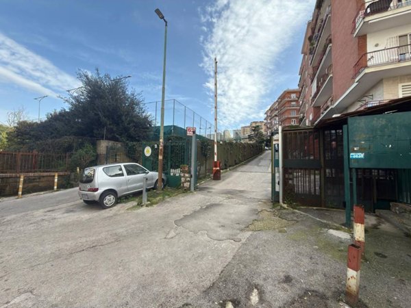 appartamento in vendita a Napoli in zona Vomero