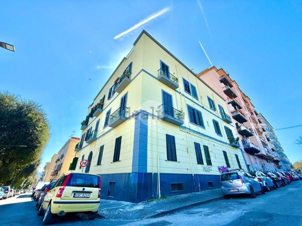 appartamento in vendita a Napoli in zona Bagnoli
