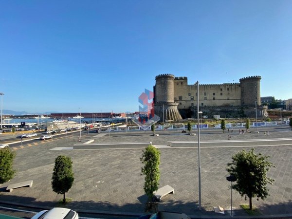 appartamento in vendita a Napoli in zona Porto