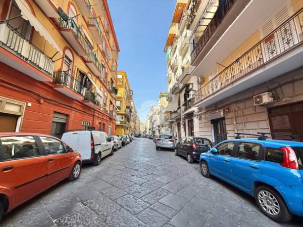 appartamento in vendita a Napoli