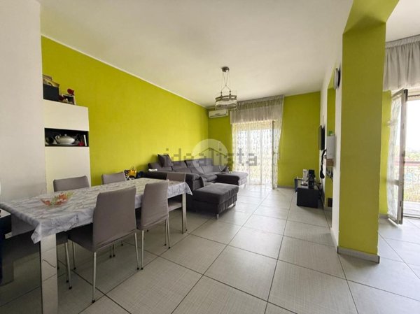 appartamento in vendita a Napoli in zona Secondigliano