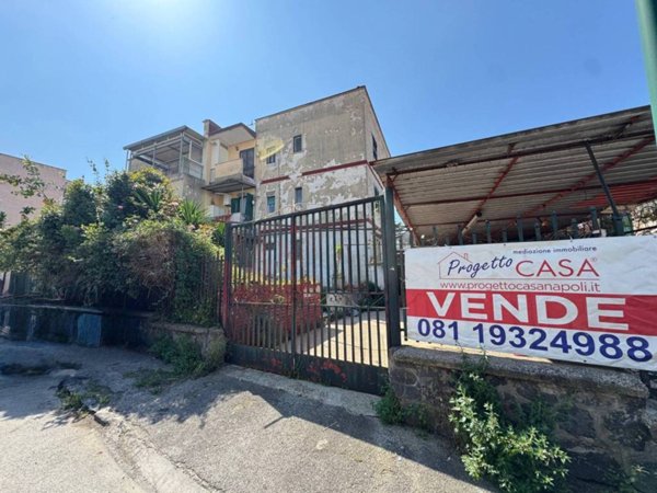 appartamento in vendita a Napoli in zona Ponticelli