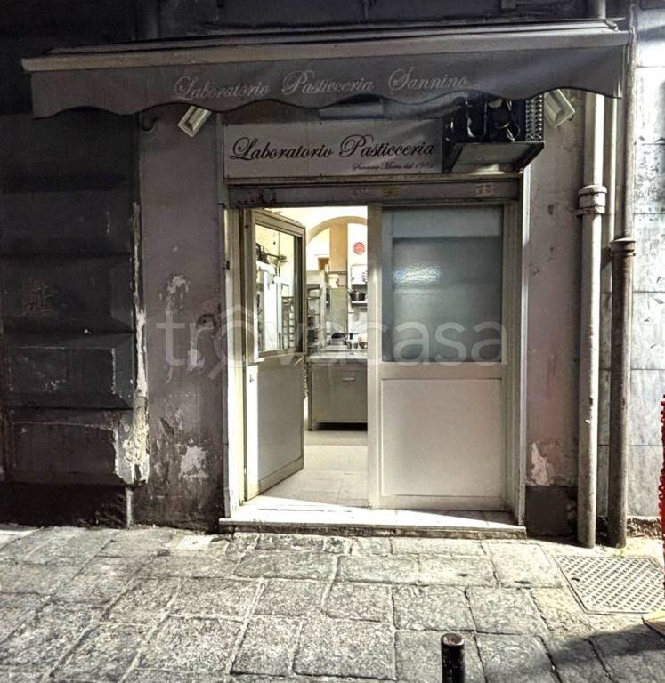 negozio in vendita a Napoli