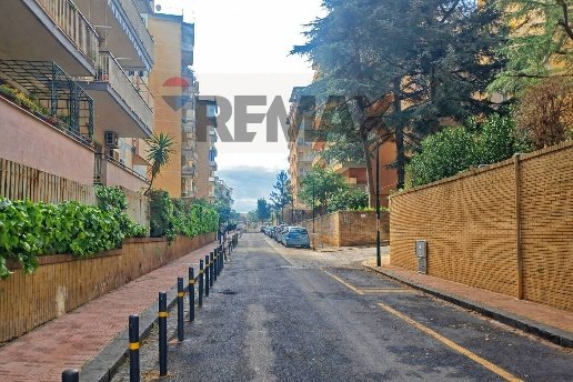 appartamento in vendita a Napoli in zona Capodimonte / Colli Aminei
