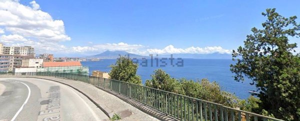 appartamento in vendita a Napoli in zona Posillipo