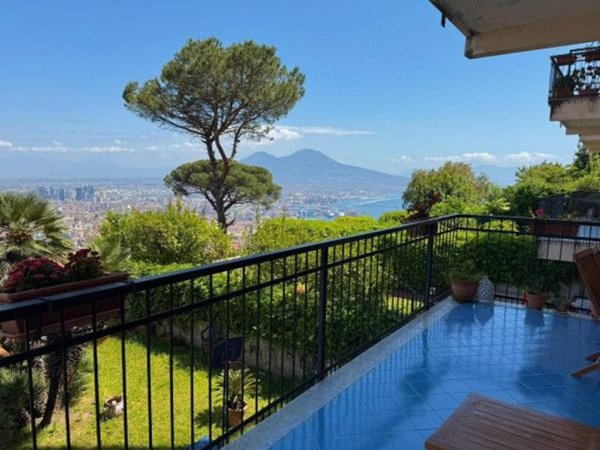 appartamento in vendita a Napoli in zona Vomero
