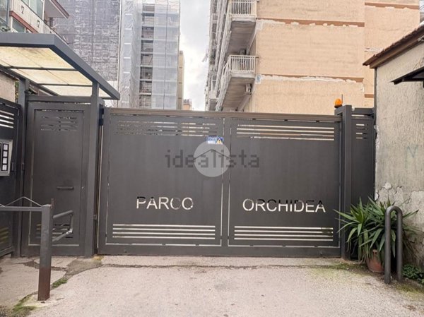 appartamento in vendita a Napoli in zona Pianura