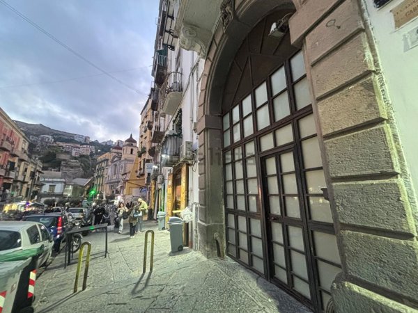 appartamento in vendita a Napoli