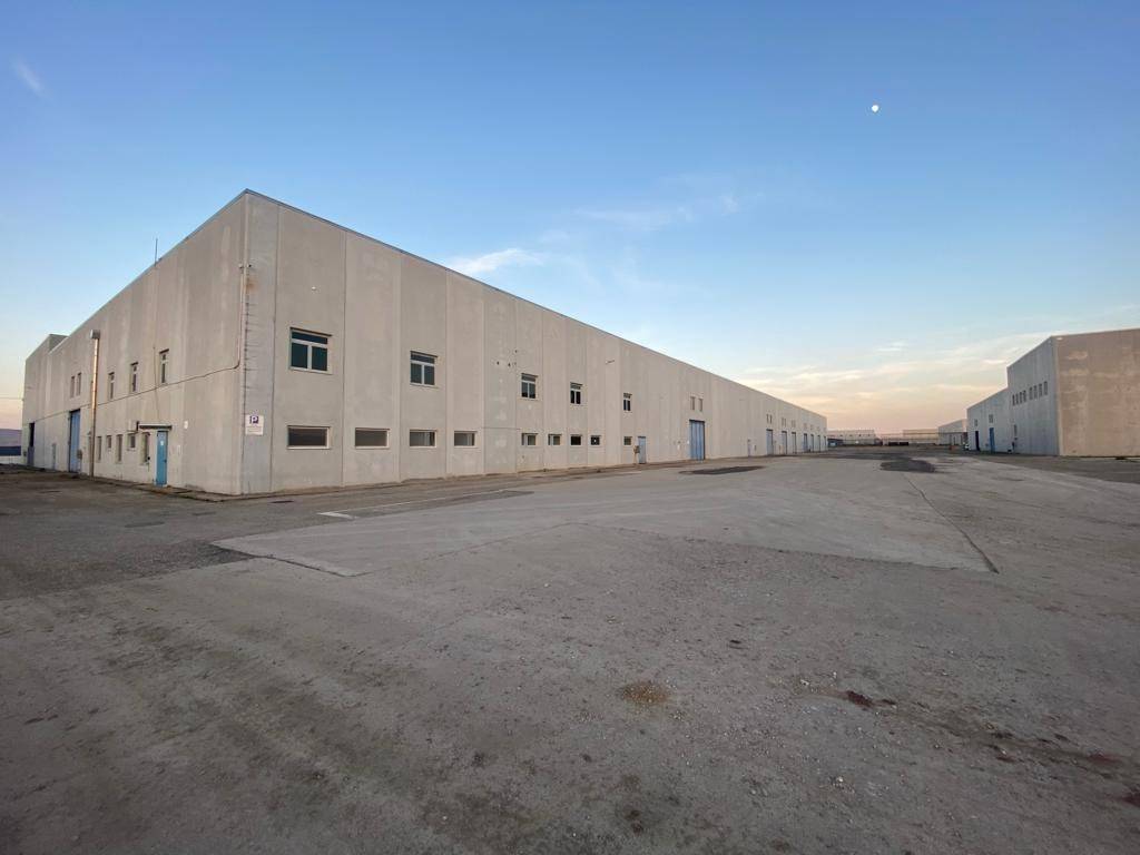 capannone in vendita a Napoli in zona Ponticelli