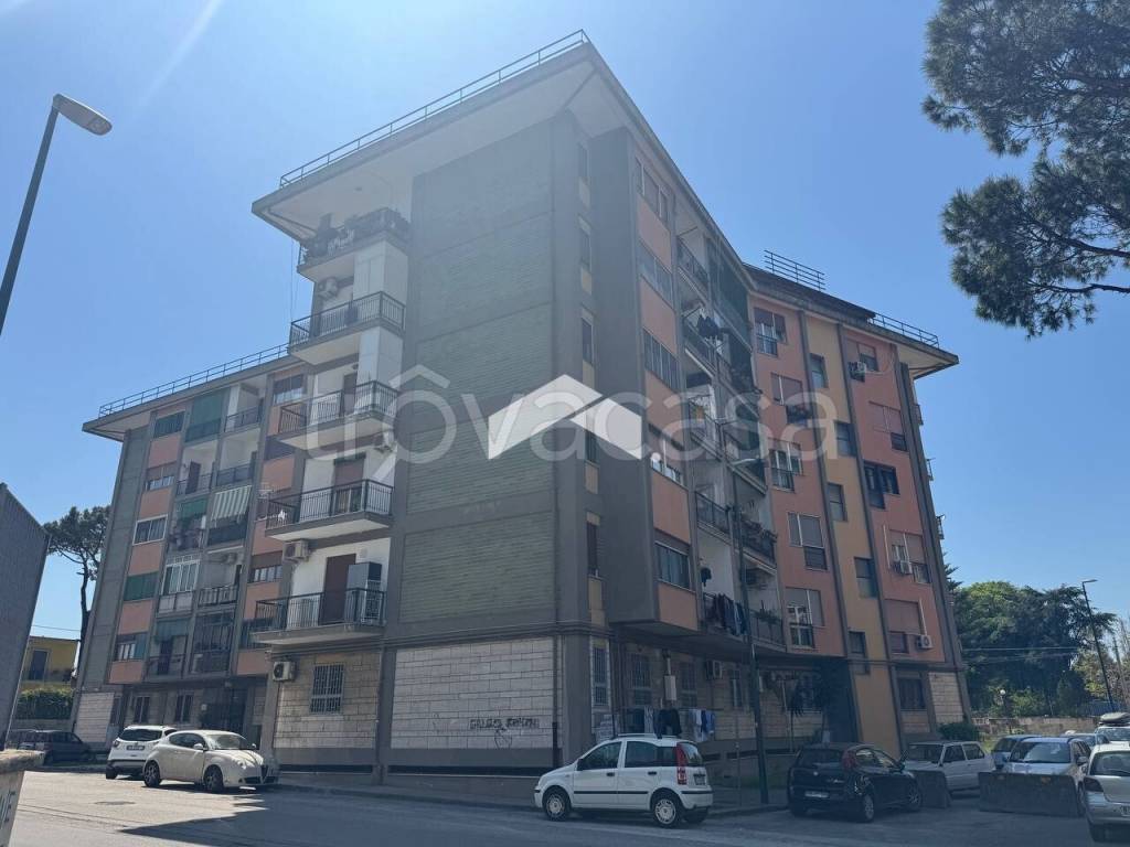 appartamento in vendita a Napoli in zona Ponticelli