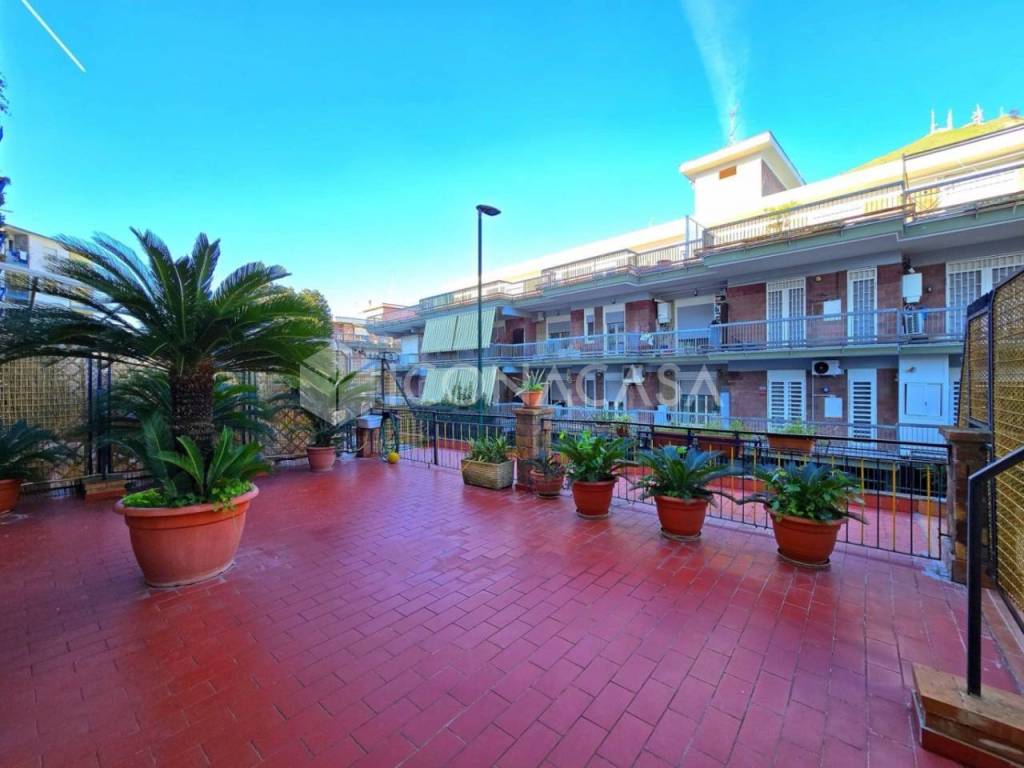 appartamento in vendita a Napoli in zona Soccavo
