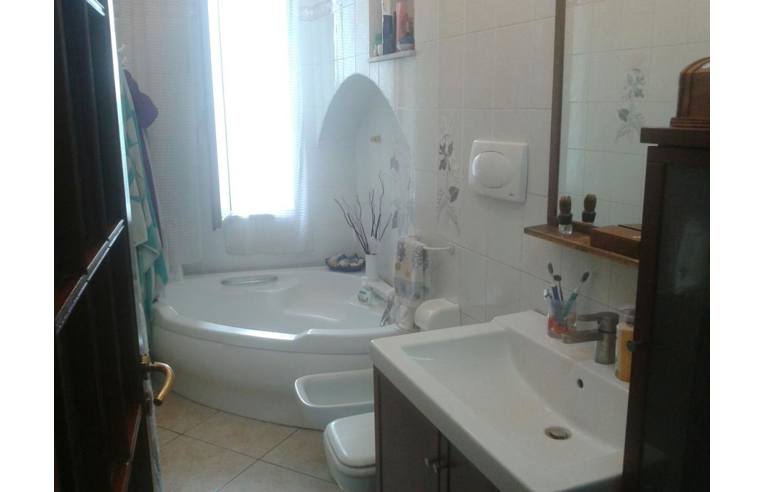 appartamento in vendita a Napoli in zona Avvocata