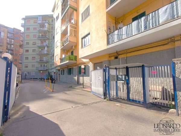 appartamento in vendita a Napoli in zona Arenella