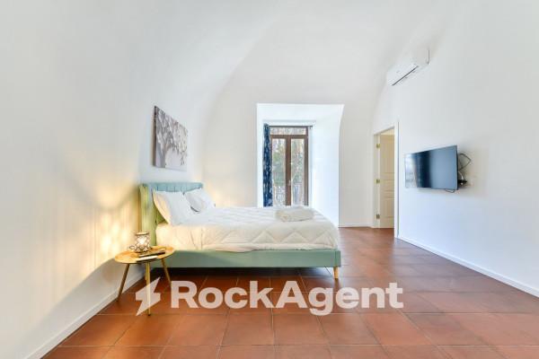 appartamento in vendita a Napoli in zona Stella