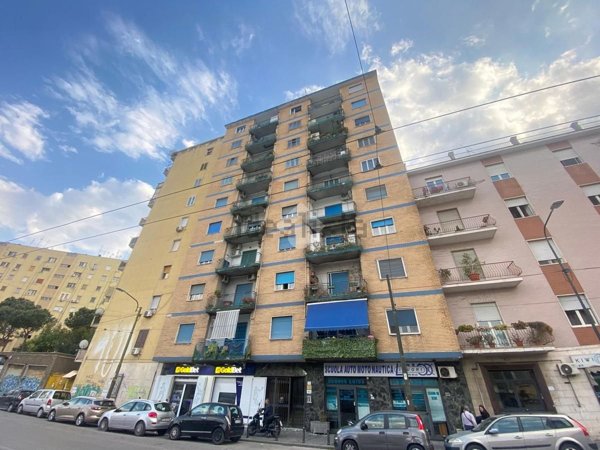 appartamento in vendita a Napoli in zona Pendino / San Giuseppe