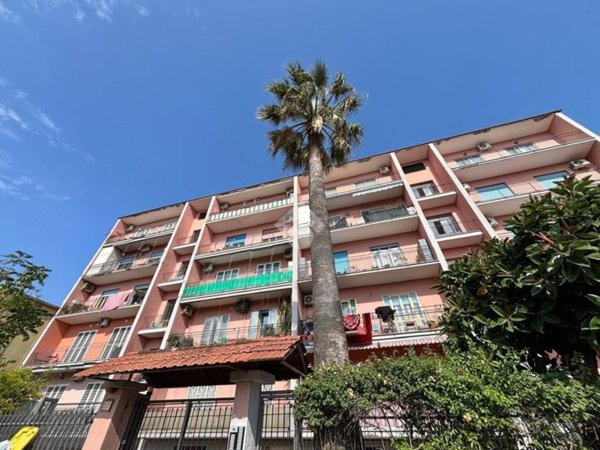 appartamento in vendita a Napoli in zona Poggioreale