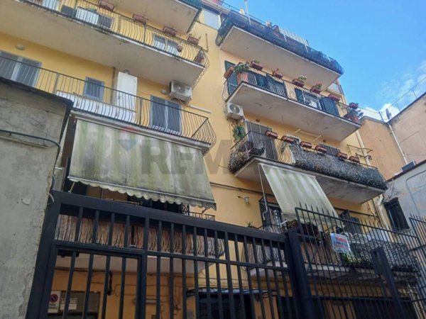 appartamento in vendita a Napoli in zona Avvocata