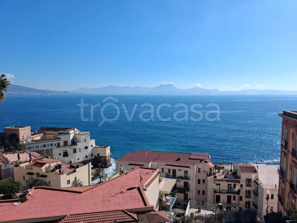 casa indipendente in vendita a Napoli in zona Posillipo