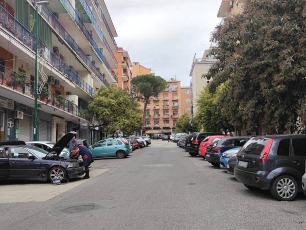 appartamento in vendita a Napoli in zona Capodimonte / Colli Aminei