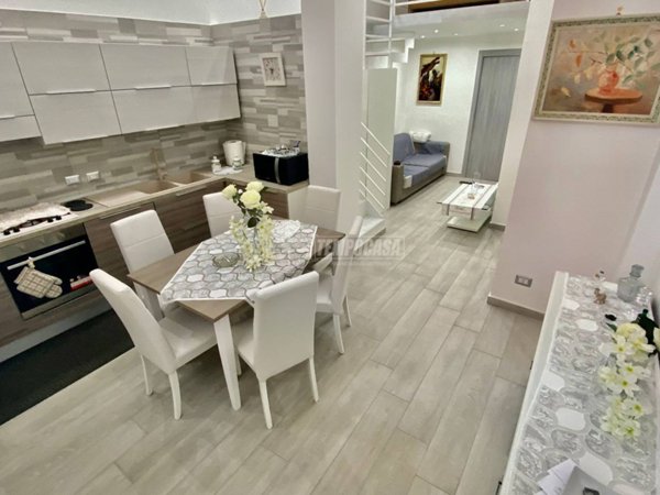 appartamento in vendita a Napoli in zona Fuorigrotta