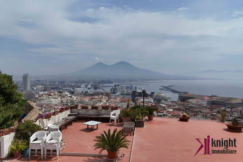 appartamento in vendita a Napoli in zona Vomero