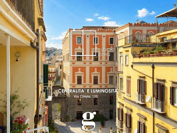 appartamento in vendita a Napoli in zona Chiaia