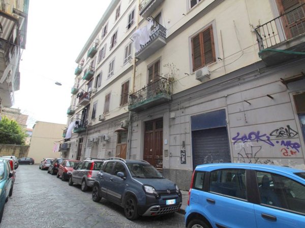 appartamento in vendita a Napoli in zona Pendino / San Giuseppe