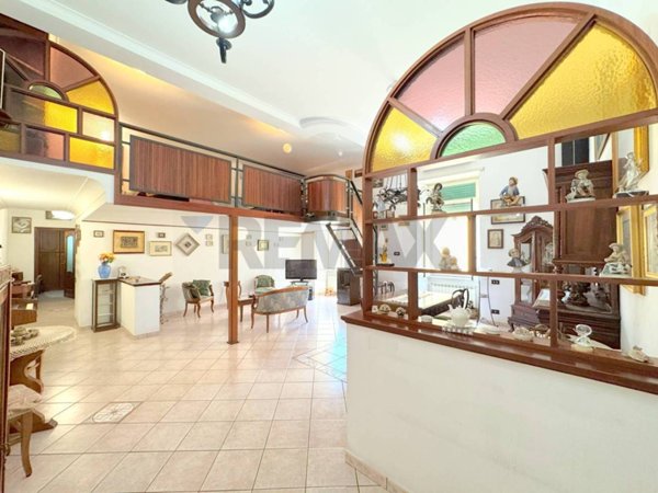 appartamento in vendita a Napoli in zona Chiaia