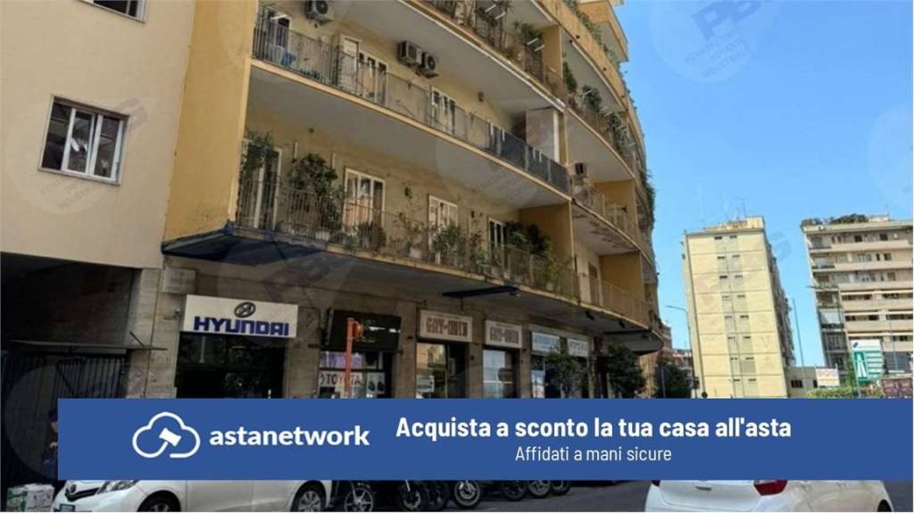 appartamento in vendita a Napoli in zona Vomero