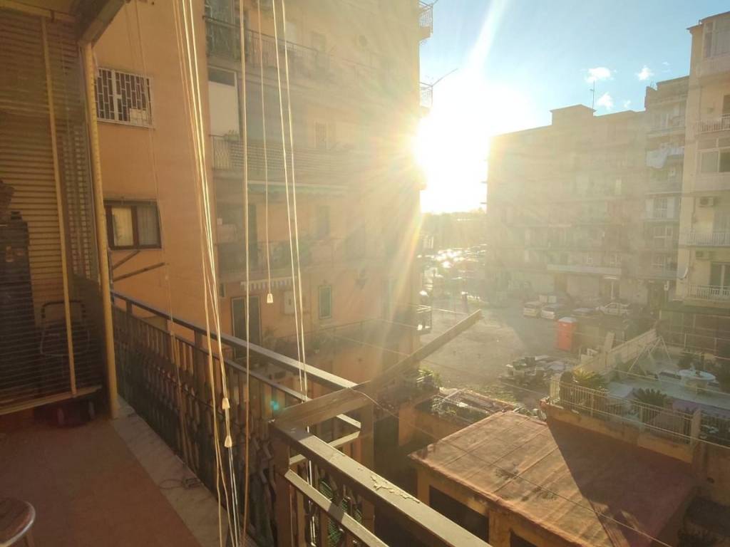 appartamento in vendita a Napoli in zona Pianura