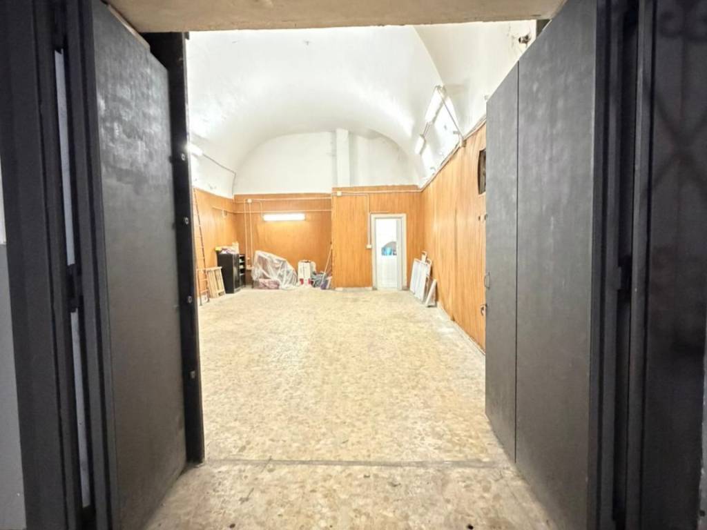 casa indipendente in vendita a Napoli in zona Chiaia