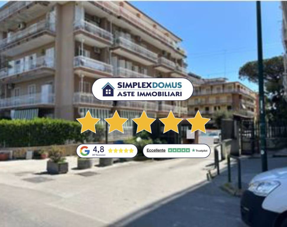 appartamento in vendita a Napoli in zona Pianura