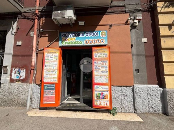 negozio in vendita a Napoli