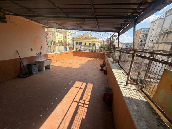 casa indipendente in vendita a Napoli in zona Bagnoli