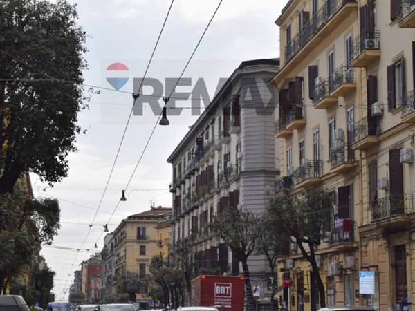 appartamento in vendita a Napoli in zona Pendino / San Giuseppe