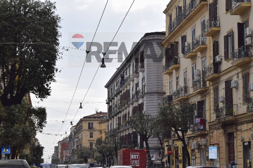 appartamento in vendita a Napoli in zona Pendino / San Giuseppe