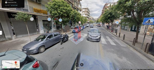 negozio in vendita a Napoli in zona Soccavo