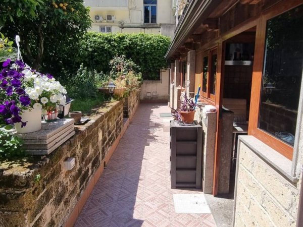 appartamento in vendita a Napoli in zona Posillipo