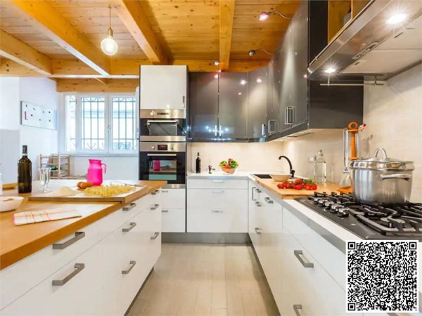 appartamento in vendita a Napoli in zona Stella