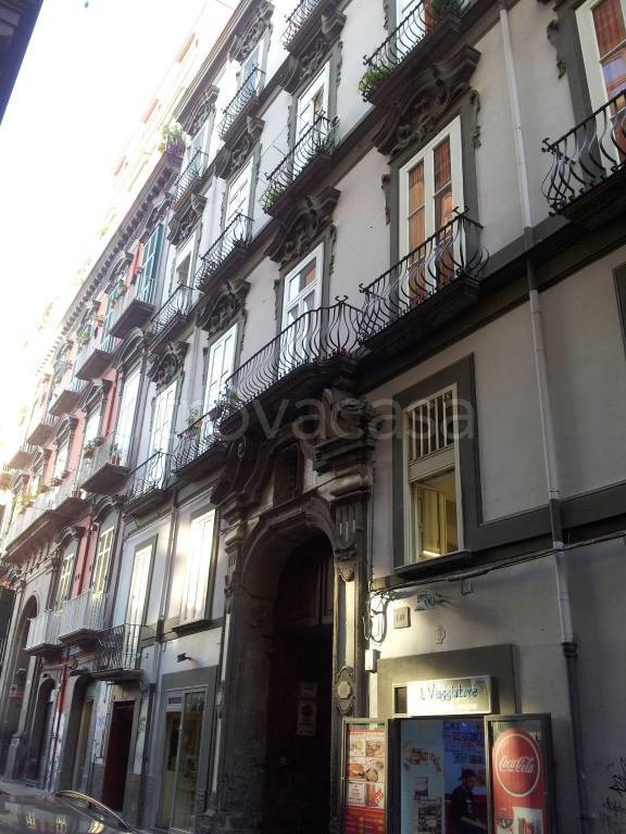 locale commerciale in vendita a Napoli