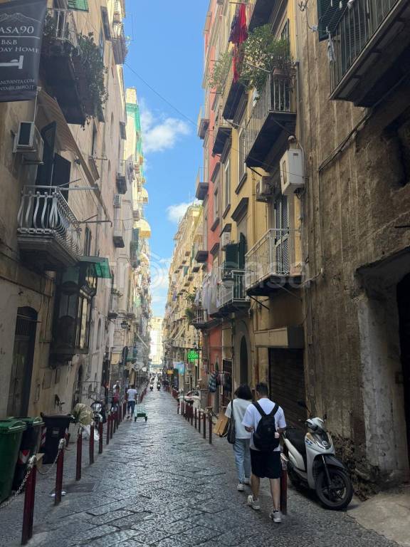 appartamento in vendita a Napoli in zona San Ferdinando