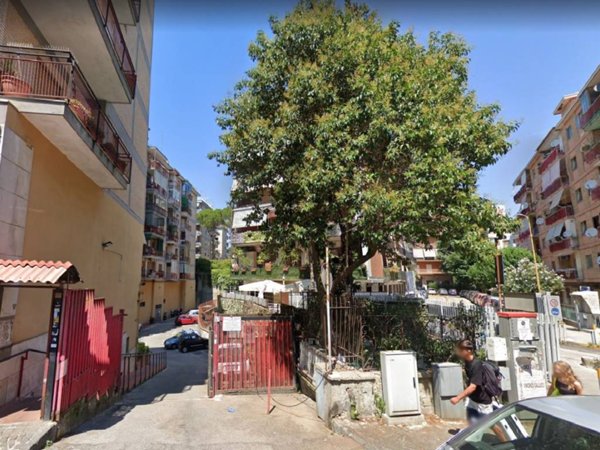 appartamento in vendita a Napoli in zona Capodimonte / Colli Aminei
