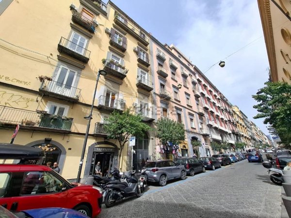 appartamento in vendita a Napoli in zona Pendino / San Giuseppe