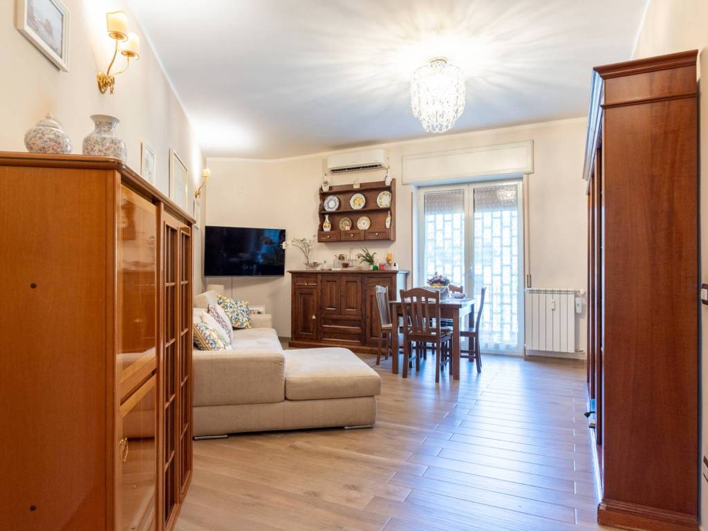 appartamento in vendita a Napoli in zona Arenella