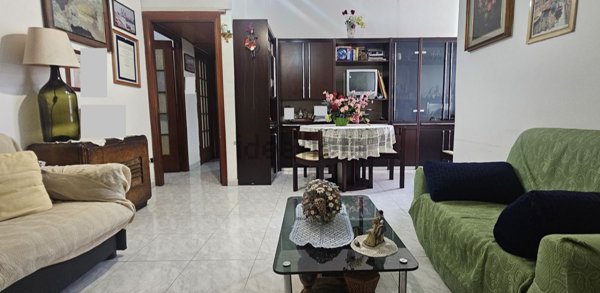 appartamento in vendita a Napoli in zona Fuorigrotta