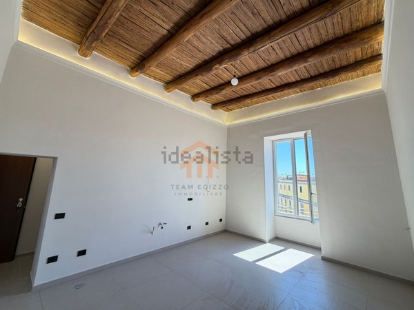 appartamento in vendita a Napoli