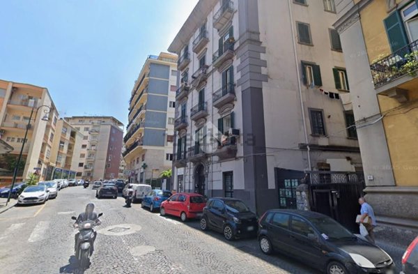 appartamento in vendita a Napoli in zona Arenella