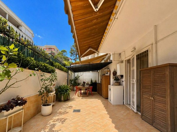 appartamento in vendita a Napoli in zona Posillipo