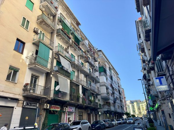 appartamento in vendita a Napoli in zona Fuorigrotta