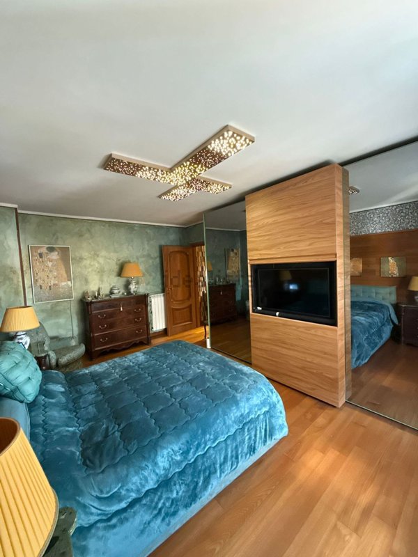 appartamento in vendita a Napoli in zona Pendino / San Giuseppe